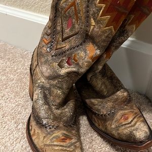 Beautiful cowgirl boots- never worn